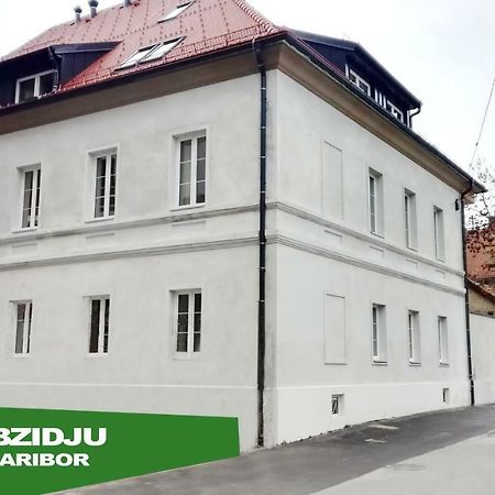 마리보르 Bajta Na Obzidju 아파트 외부 사진